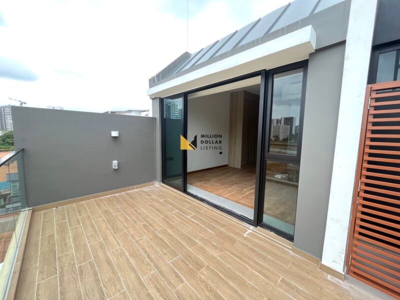 129 Hemmant - bedroom and terrace