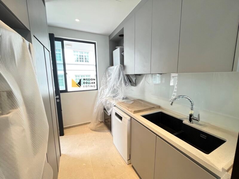 129 Hemmant - wet kitchen