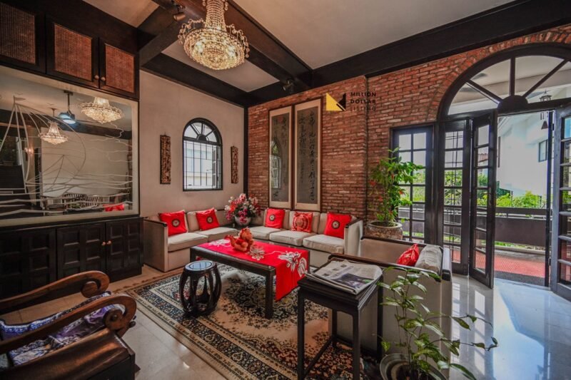 Greenbank Park Living Room lvl 2 Large