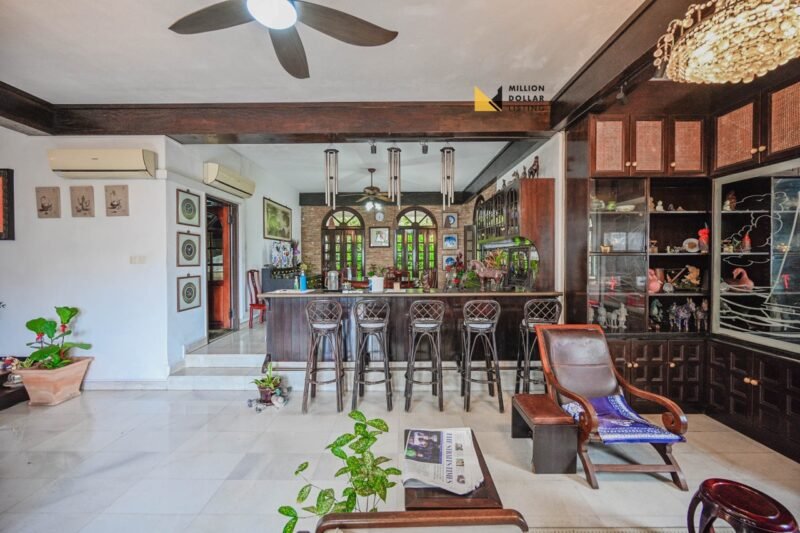 Greenbank Park View of Dining From Living Large