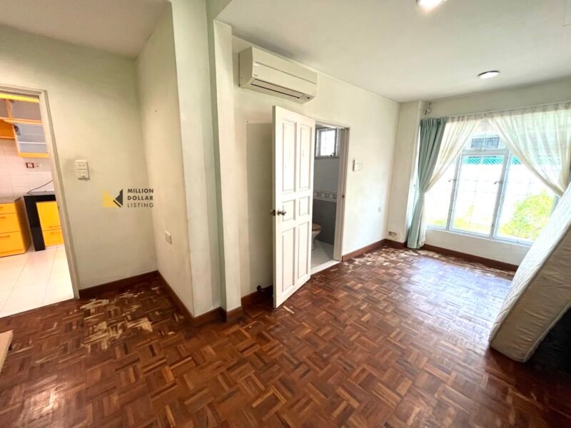 Jalan Selamat Granny Room Ensuite