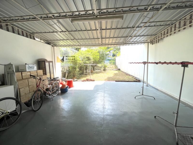 Jalan Tanjong - Garage