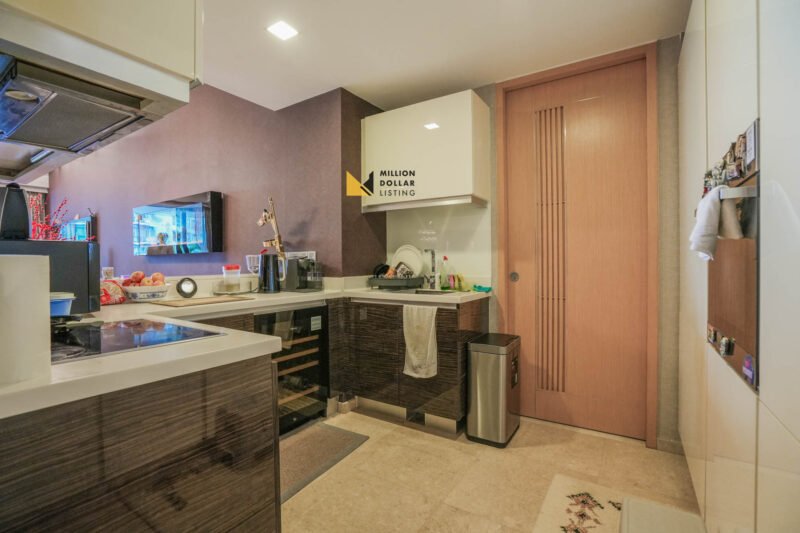 Marina Bay Suites Kitchen